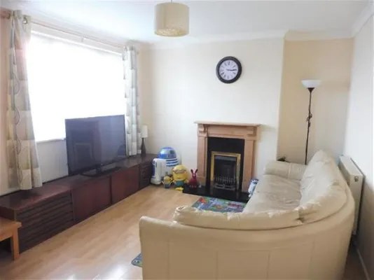 Leominster Road before refurbishment — dated living room